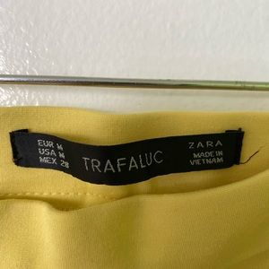 Zara yellow pants size M